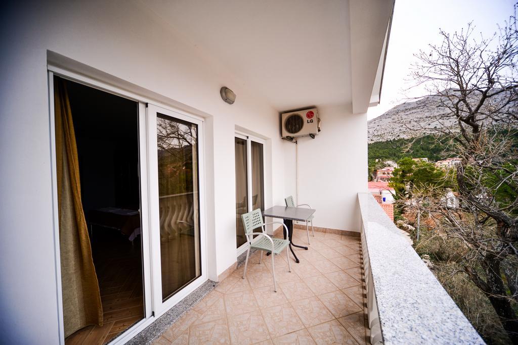 Apartments Dalmacija Starigrad Paklenica Camera foto